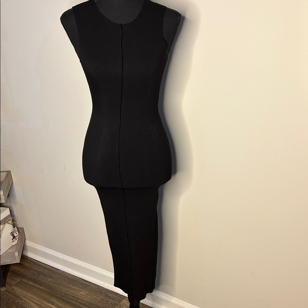 Naked Wardrobe Elegant Black Sleeveless Dress